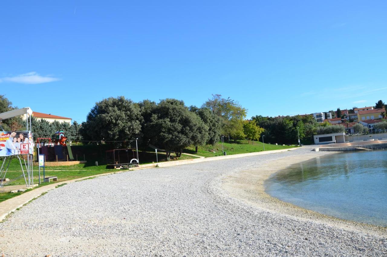 Near The Beach Πούλα Εξωτερικό φωτογραφία